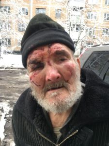 бездомниє